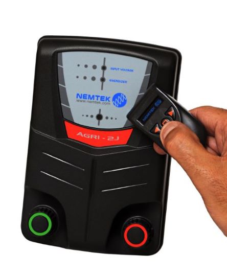 20km Nemtek Mains Powered Energiser - Image 2