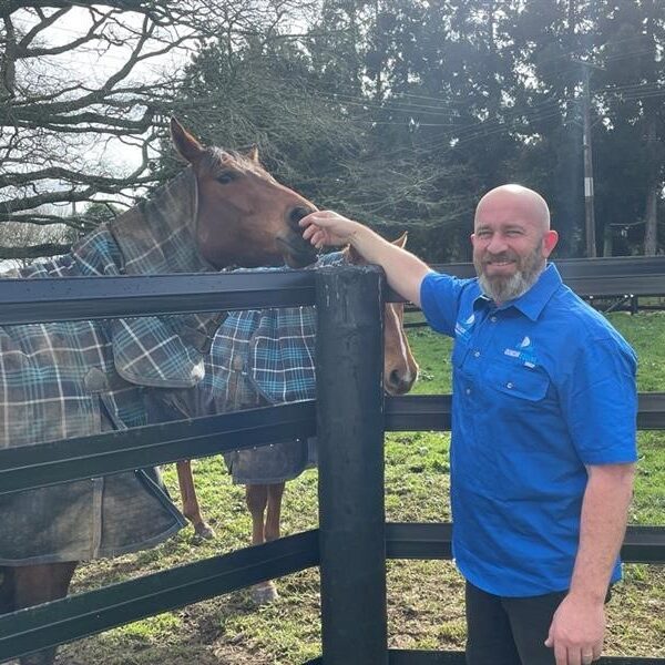 Duncan Equine Group Team Member Kevin Oakes