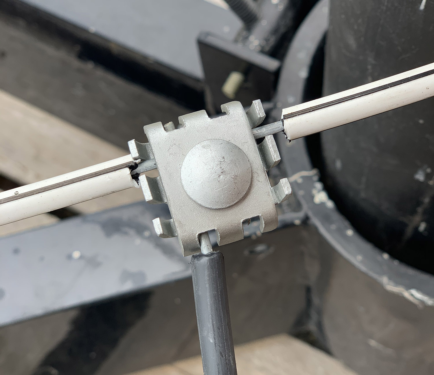 Check your electric fencing connections