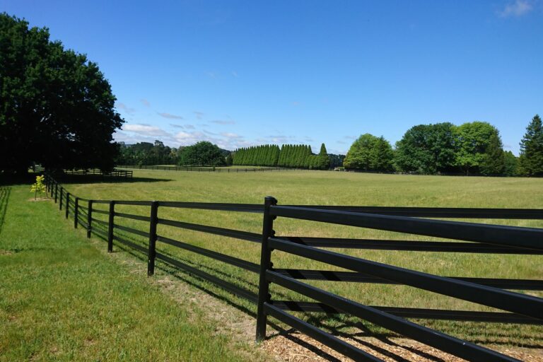 9 tips for horse fencing Horse fence installation tips