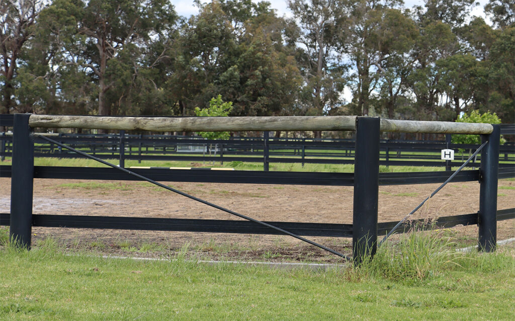 Horse Fencing Installation End Assemblies Duncan Equine Australia