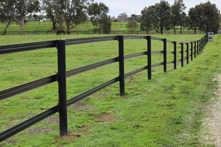 pvc-fencing-posts