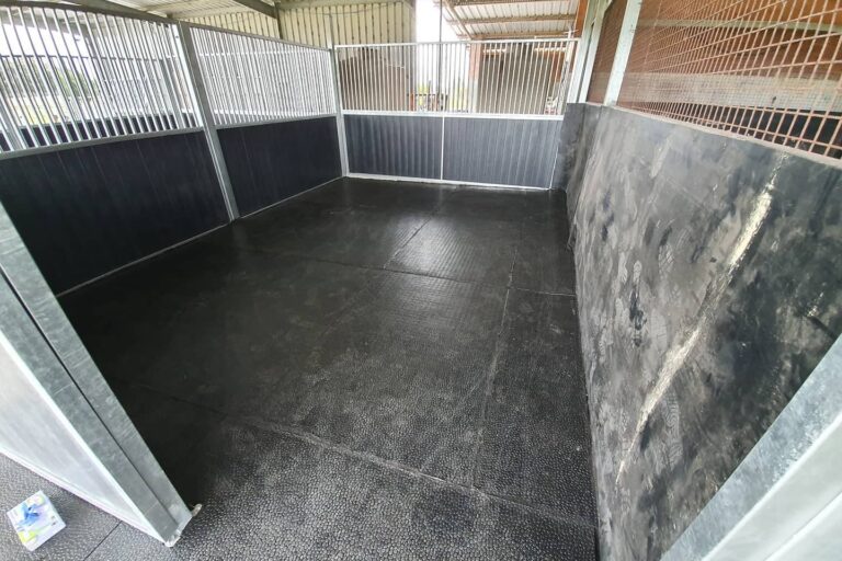 Stable mats Stable mats in equine property